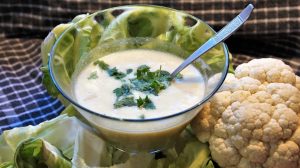 Klassische Blumenkohlsuppe