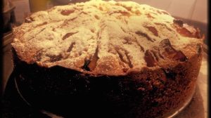 Omas einfacher Pflaumen-Apfel-Kuchen