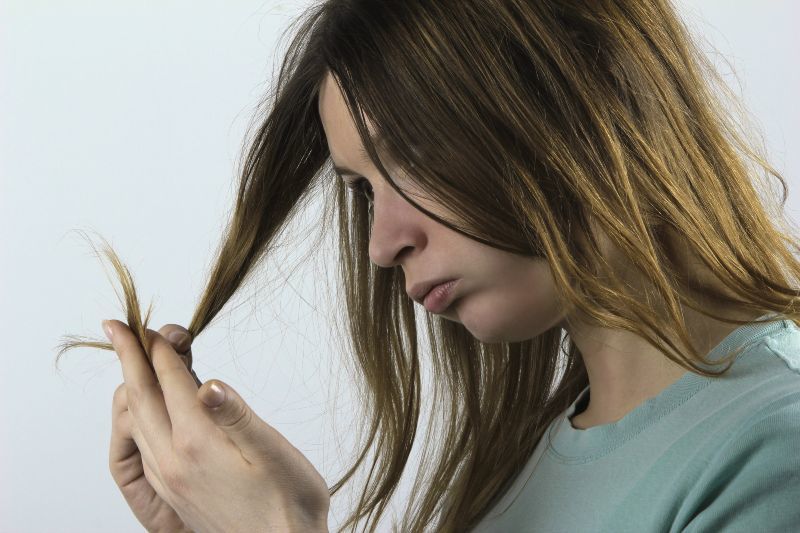 Hausmittel gegen splissige Haare