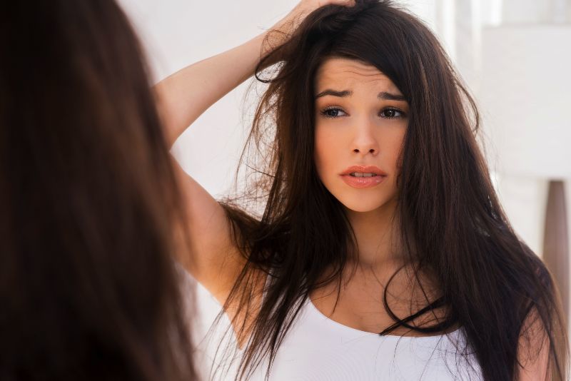 Hausmittel gegen trockene & spröde Haare