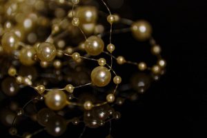 Perlenschmuck reinigen, pflegen & aufbewahren