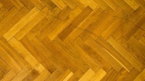 Parkettboden und Parkett reinigen